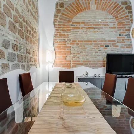 Dream Апартаменты *